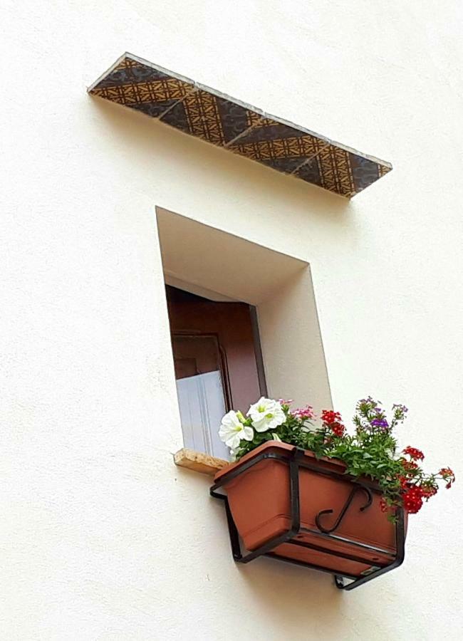 Al-Zabut Bed & Breakfast Sambuca di Sicilia Ngoại thất bức ảnh